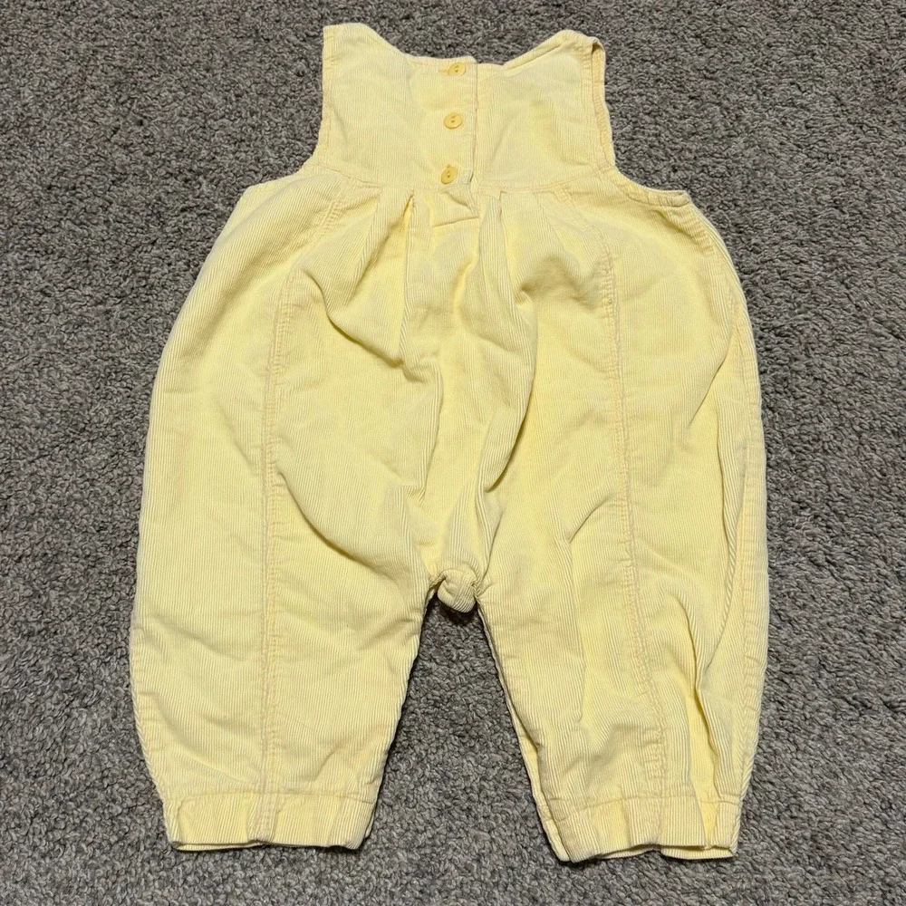 VTG Disney Pooh Baby Corduroy Baggy Romper Yellow 6-9 Months Embroidered
